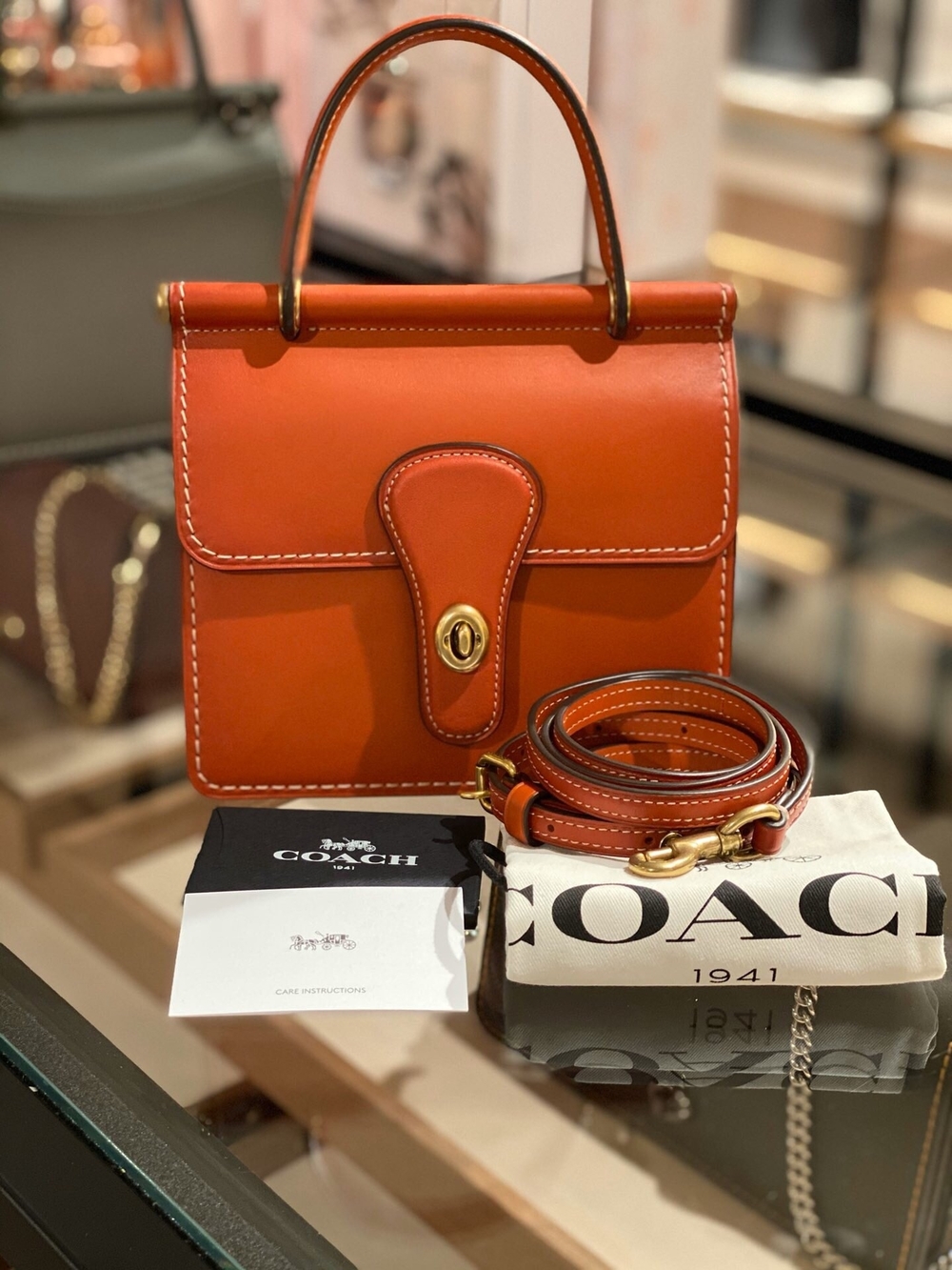【FIRM PRICE】 Coach Willis 18 Top-Handle Satchel Orange